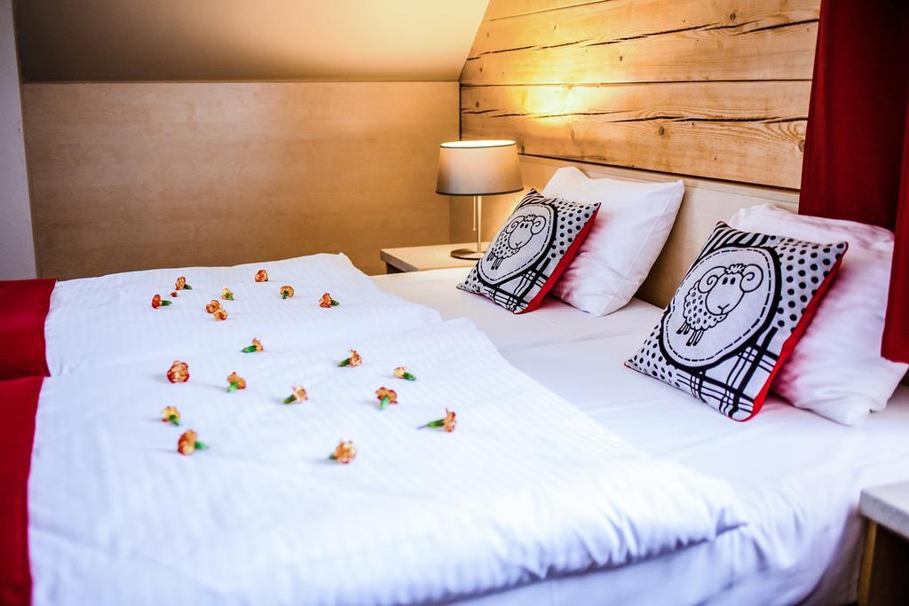 Karczma Czarna Gora - Czarna Gora Resort Stronie Śląskie Exteriér fotografie